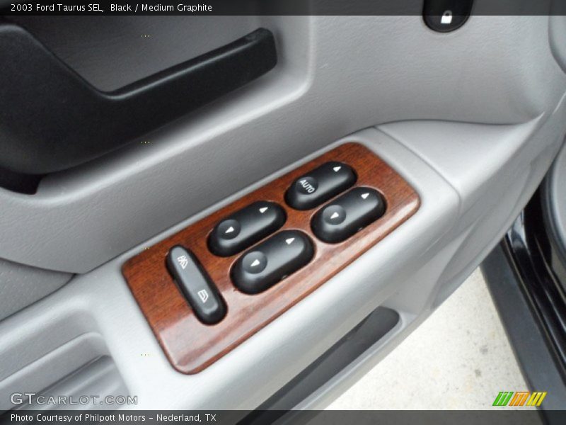 Black / Medium Graphite 2003 Ford Taurus SEL