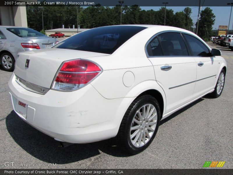 Cream White / Morocco Brown 2007 Saturn Aura XR