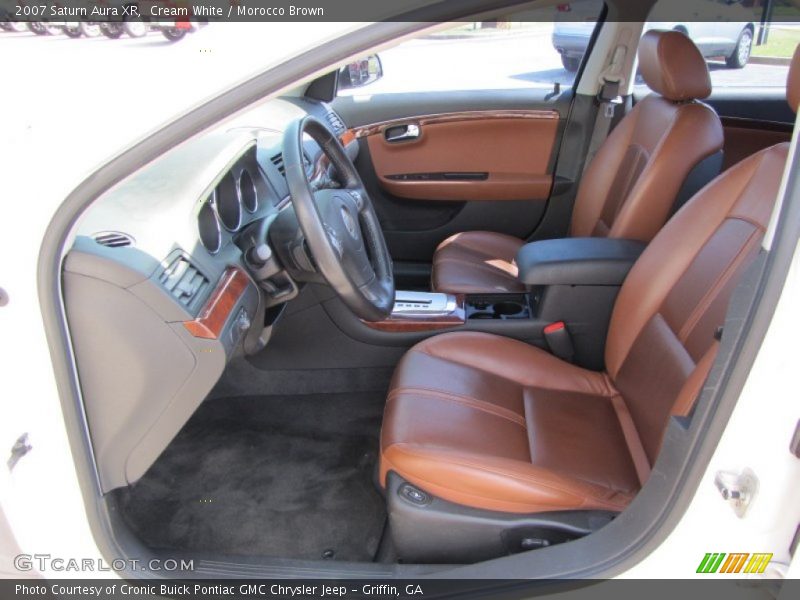 Cream White / Morocco Brown 2007 Saturn Aura XR