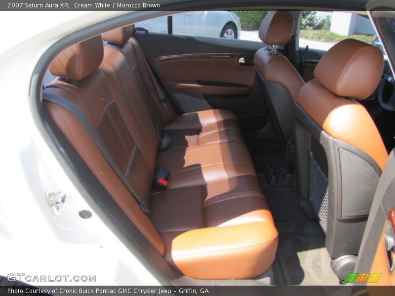 Cream White / Morocco Brown 2007 Saturn Aura XR