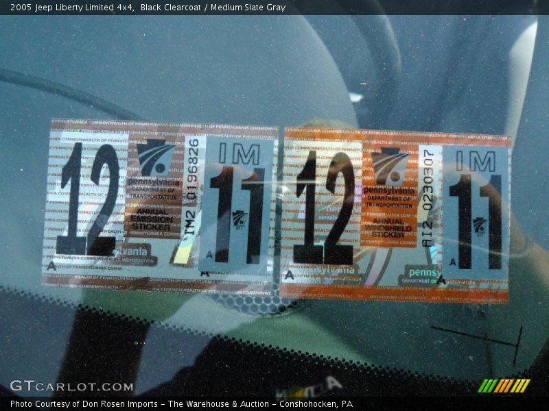 Black Clearcoat / Medium Slate Gray 2005 Jeep Liberty Limited 4x4