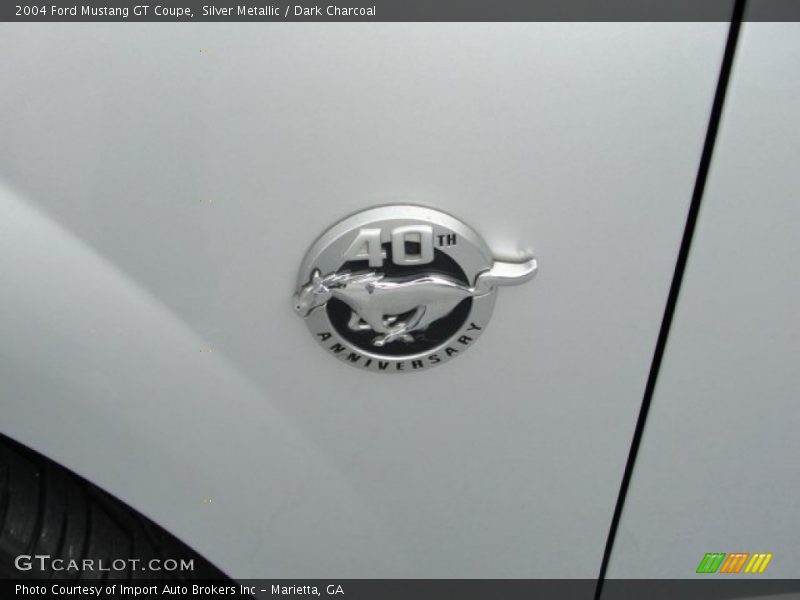 Silver Metallic / Dark Charcoal 2004 Ford Mustang GT Coupe