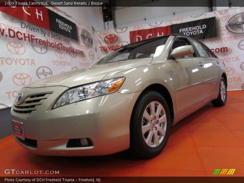 Desert Sand Metallic / Bisque 2009 Toyota Camry XLE