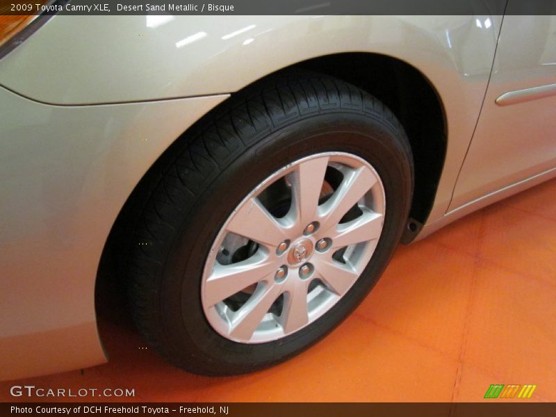 Desert Sand Metallic / Bisque 2009 Toyota Camry XLE