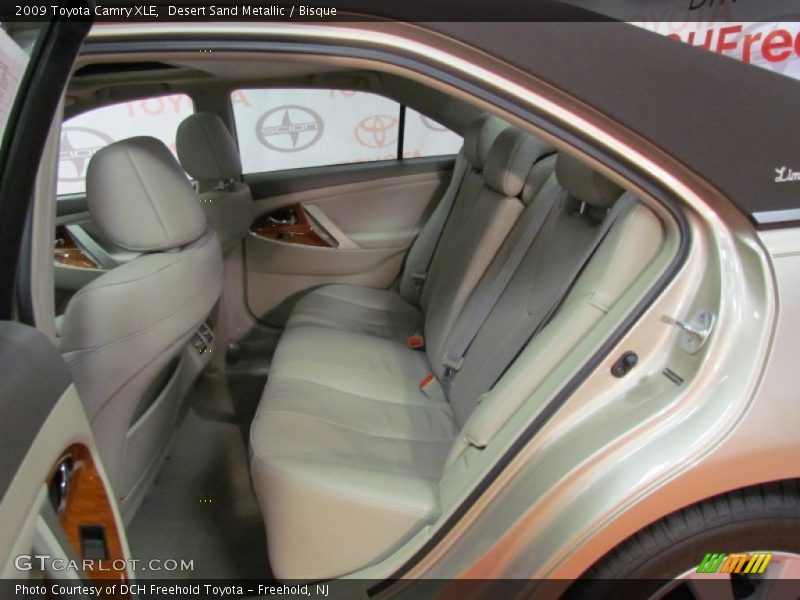 Desert Sand Metallic / Bisque 2009 Toyota Camry XLE