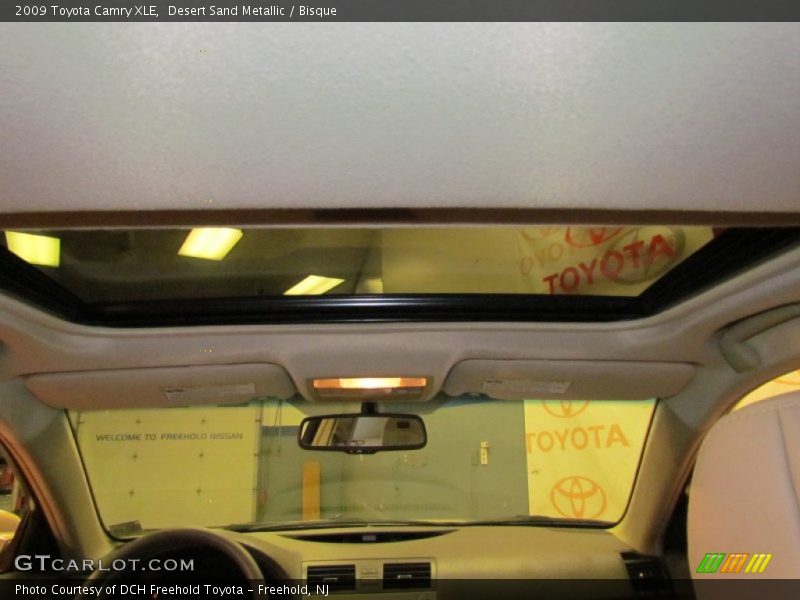 Desert Sand Metallic / Bisque 2009 Toyota Camry XLE