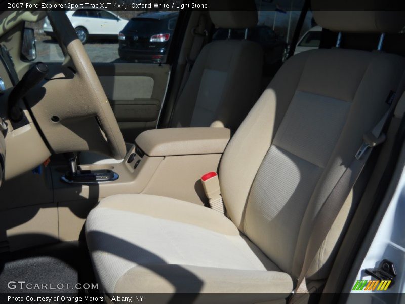 Oxford White / Light Stone 2007 Ford Explorer Sport Trac XLT 4x4