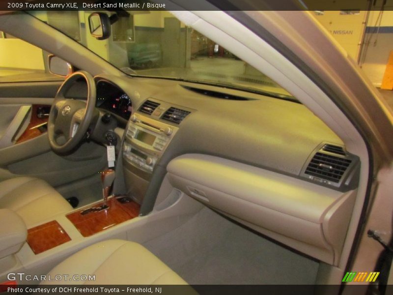 Desert Sand Metallic / Bisque 2009 Toyota Camry XLE