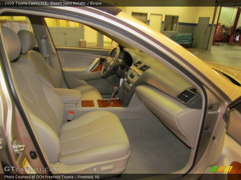Desert Sand Metallic / Bisque 2009 Toyota Camry XLE