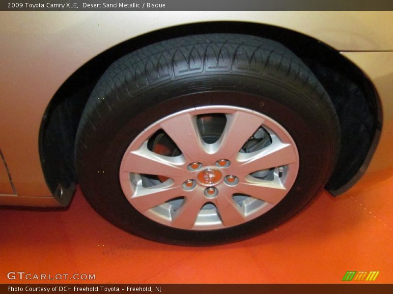 Desert Sand Metallic / Bisque 2009 Toyota Camry XLE