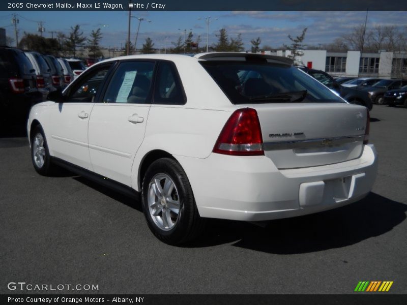 White / Gray 2005 Chevrolet Malibu Maxx LS Wagon