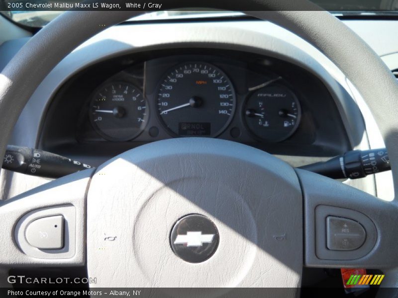 White / Gray 2005 Chevrolet Malibu Maxx LS Wagon