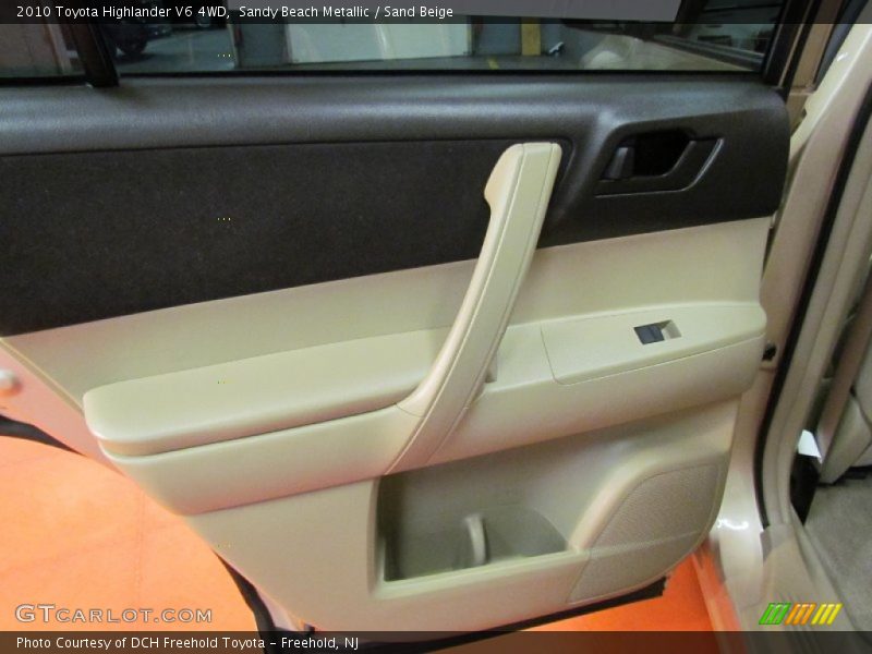 Sandy Beach Metallic / Sand Beige 2010 Toyota Highlander V6 4WD