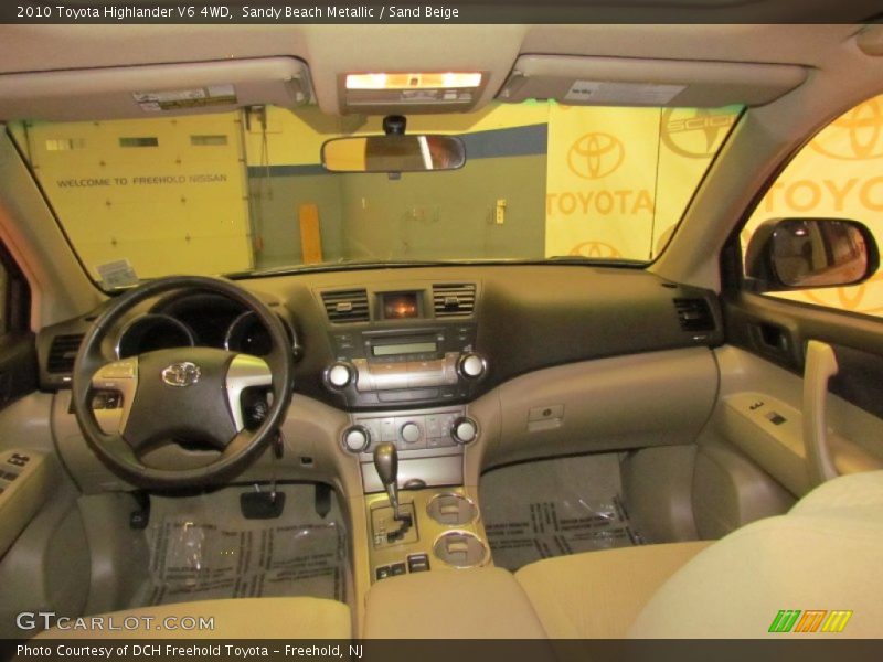 Sandy Beach Metallic / Sand Beige 2010 Toyota Highlander V6 4WD