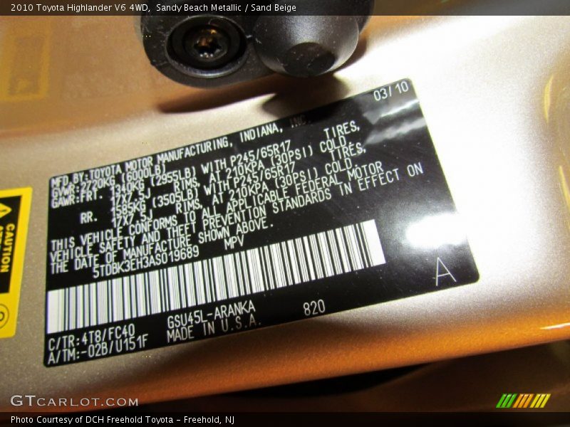 Sandy Beach Metallic / Sand Beige 2010 Toyota Highlander V6 4WD