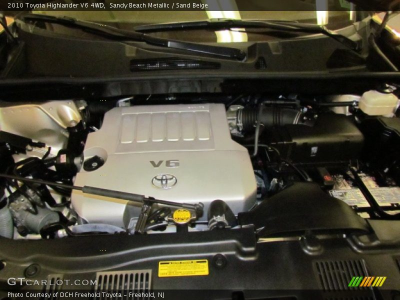 Sandy Beach Metallic / Sand Beige 2010 Toyota Highlander V6 4WD