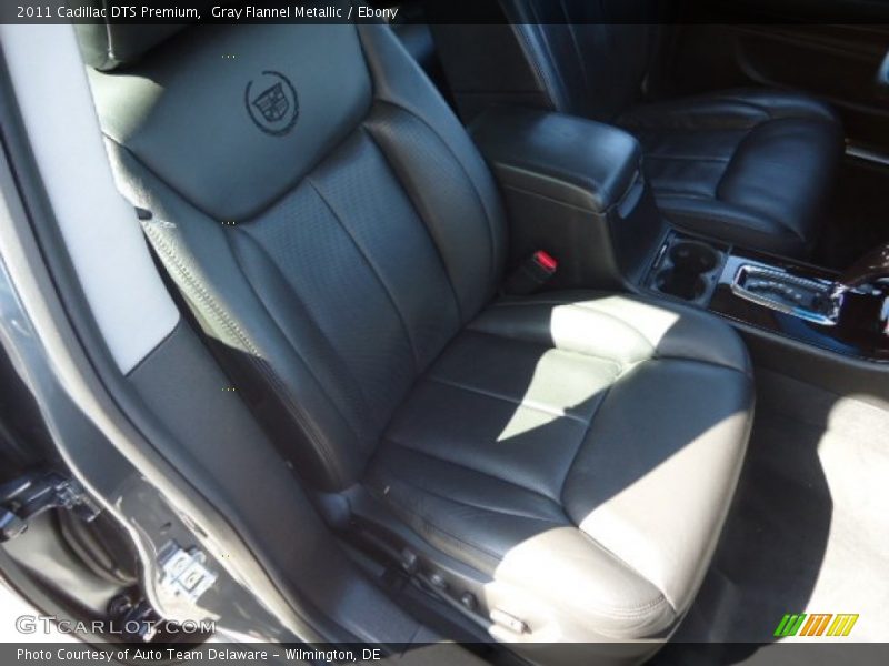 Gray Flannel Metallic / Ebony 2011 Cadillac DTS Premium