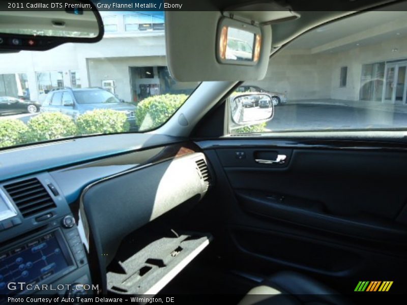 Gray Flannel Metallic / Ebony 2011 Cadillac DTS Premium