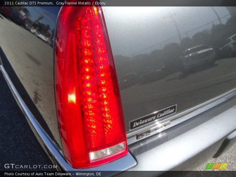 Gray Flannel Metallic / Ebony 2011 Cadillac DTS Premium