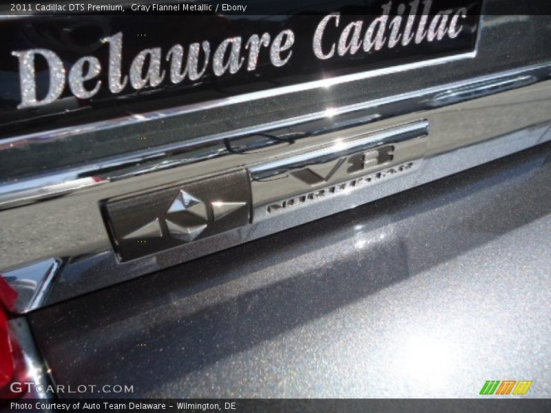 Gray Flannel Metallic / Ebony 2011 Cadillac DTS Premium