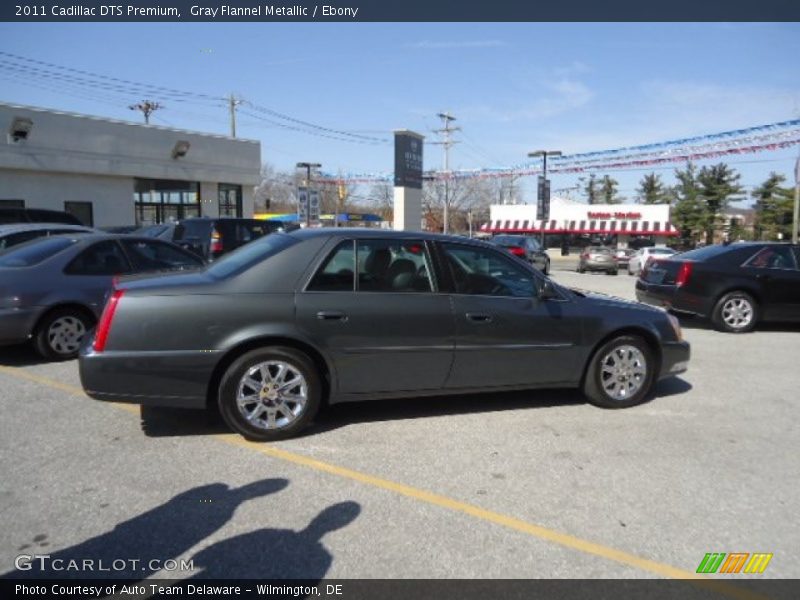 Gray Flannel Metallic / Ebony 2011 Cadillac DTS Premium