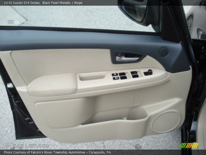 Door Panel of 2010 SX4 Sedan