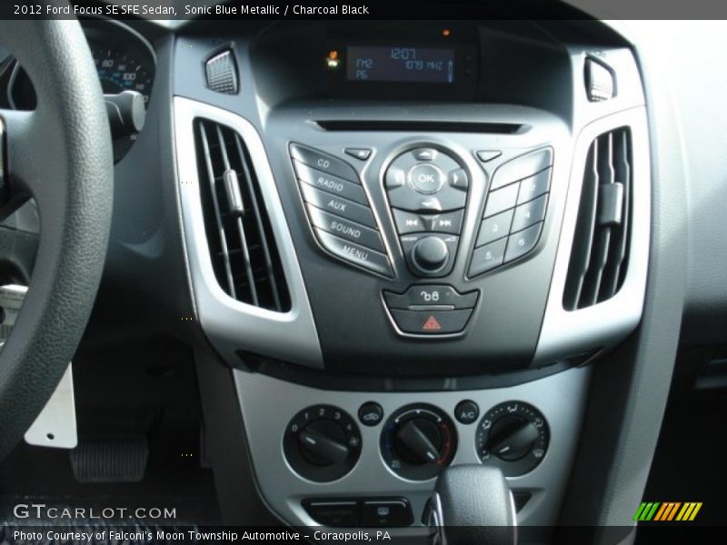 Sonic Blue Metallic / Charcoal Black 2012 Ford Focus SE SFE Sedan