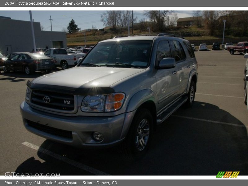 Silver Sky Metallic / Charcoal 2004 Toyota Sequoia SR5 4x4
