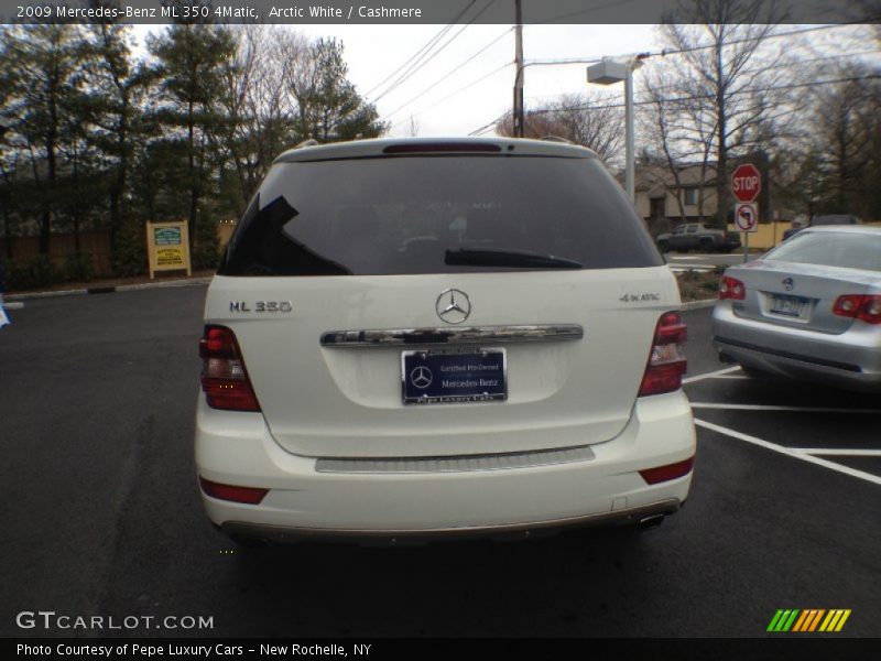 Arctic White / Cashmere 2009 Mercedes-Benz ML 350 4Matic