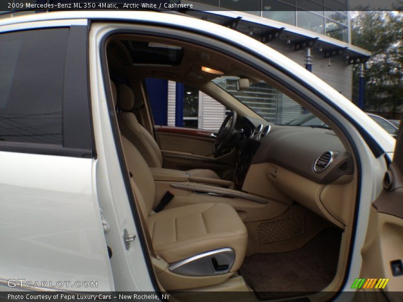 Arctic White / Cashmere 2009 Mercedes-Benz ML 350 4Matic