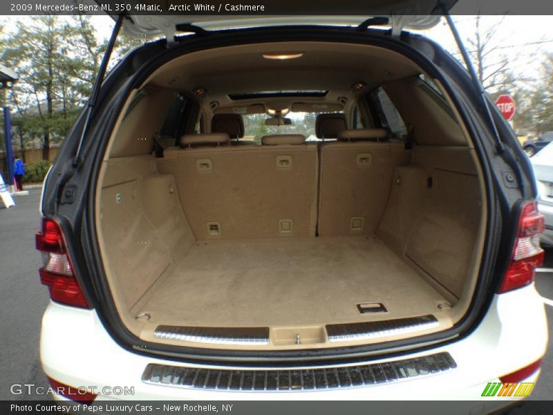 Arctic White / Cashmere 2009 Mercedes-Benz ML 350 4Matic