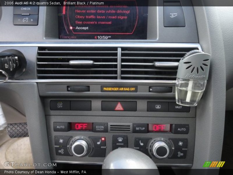 Brilliant Black / Platinum 2006 Audi A6 4.2 quattro Sedan