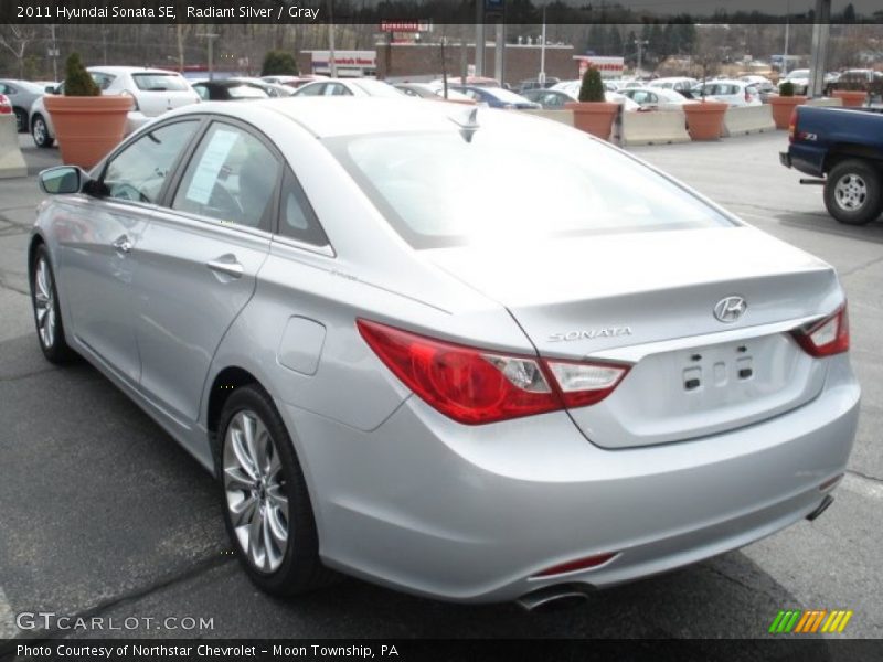 Radiant Silver / Gray 2011 Hyundai Sonata SE
