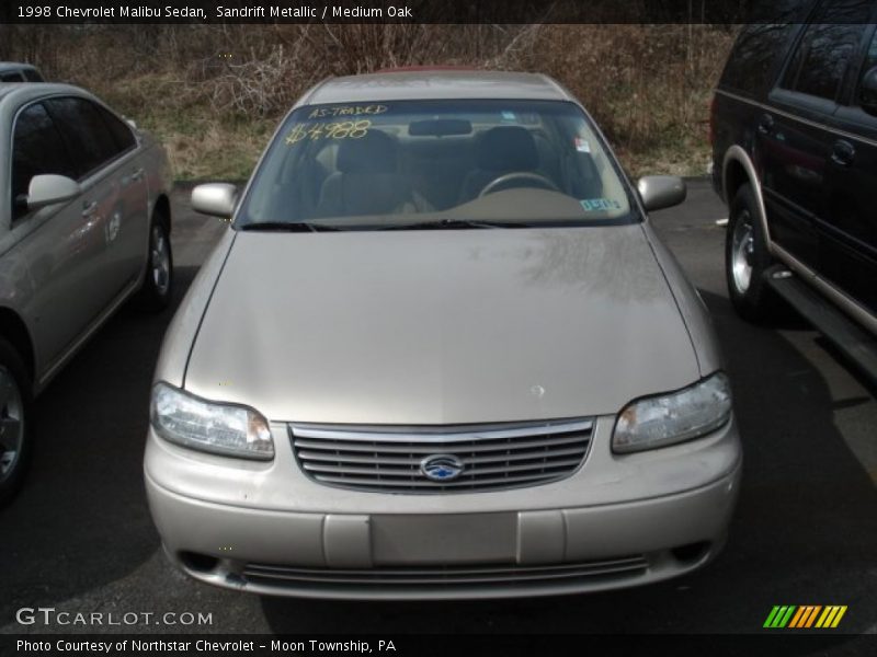 Sandrift Metallic / Medium Oak 1998 Chevrolet Malibu Sedan