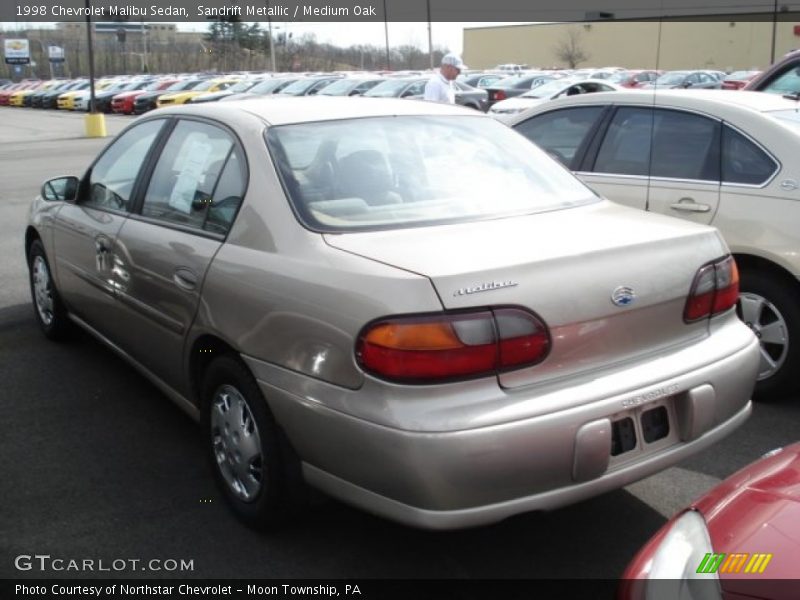 Sandrift Metallic / Medium Oak 1998 Chevrolet Malibu Sedan