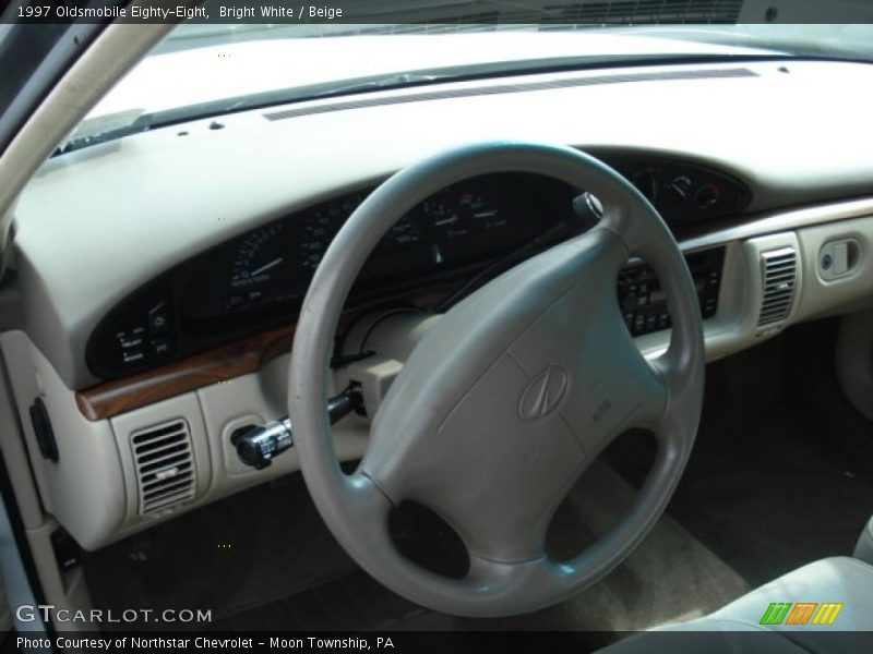 Bright White / Beige 1997 Oldsmobile Eighty-Eight