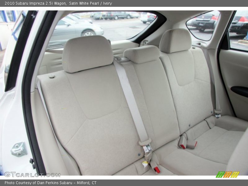 Satin White Pearl / Ivory 2010 Subaru Impreza 2.5i Wagon