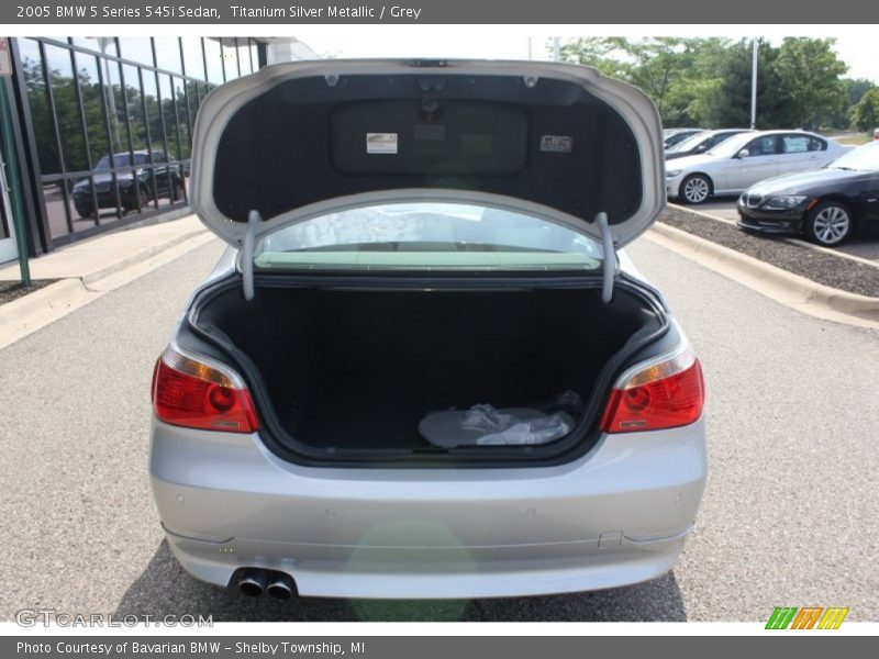 Titanium Silver Metallic / Grey 2005 BMW 5 Series 545i Sedan