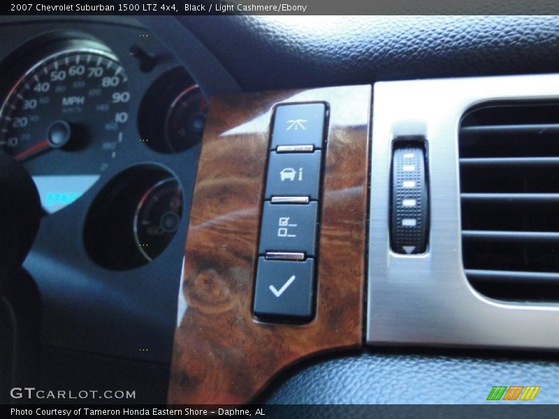 Black / Light Cashmere/Ebony 2007 Chevrolet Suburban 1500 LTZ 4x4