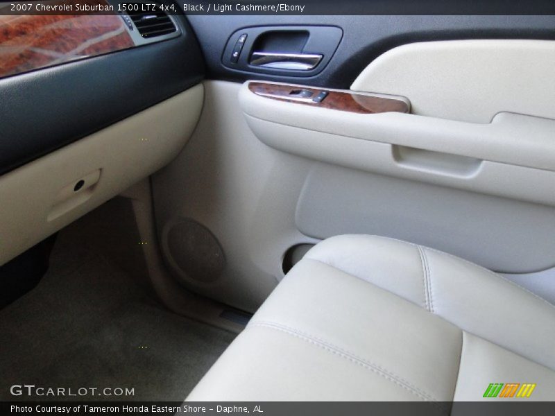 Black / Light Cashmere/Ebony 2007 Chevrolet Suburban 1500 LTZ 4x4