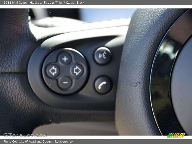 Pepper White / Carbon Black 2011 Mini Cooper Hardtop