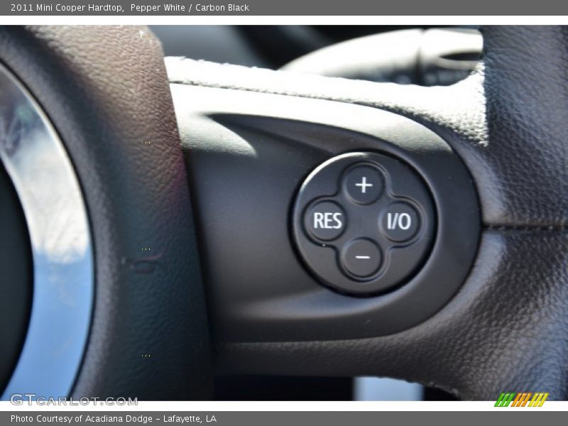 Pepper White / Carbon Black 2011 Mini Cooper Hardtop