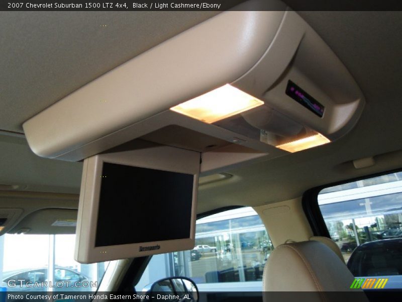 Black / Light Cashmere/Ebony 2007 Chevrolet Suburban 1500 LTZ 4x4