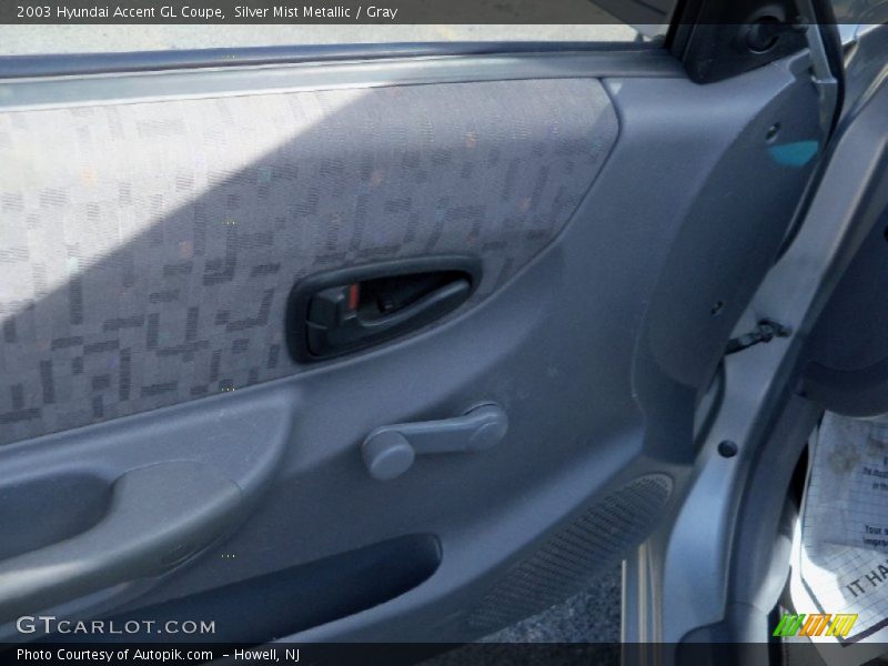 Silver Mist Metallic / Gray 2003 Hyundai Accent GL Coupe