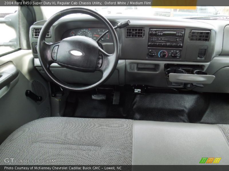 Oxford White / Medium Flint 2004 Ford F450 Super Duty XL Regular Cab Chassis Utility