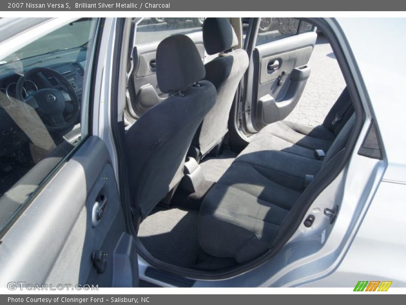 Brilliant Silver Metallic / Charcoal 2007 Nissan Versa S