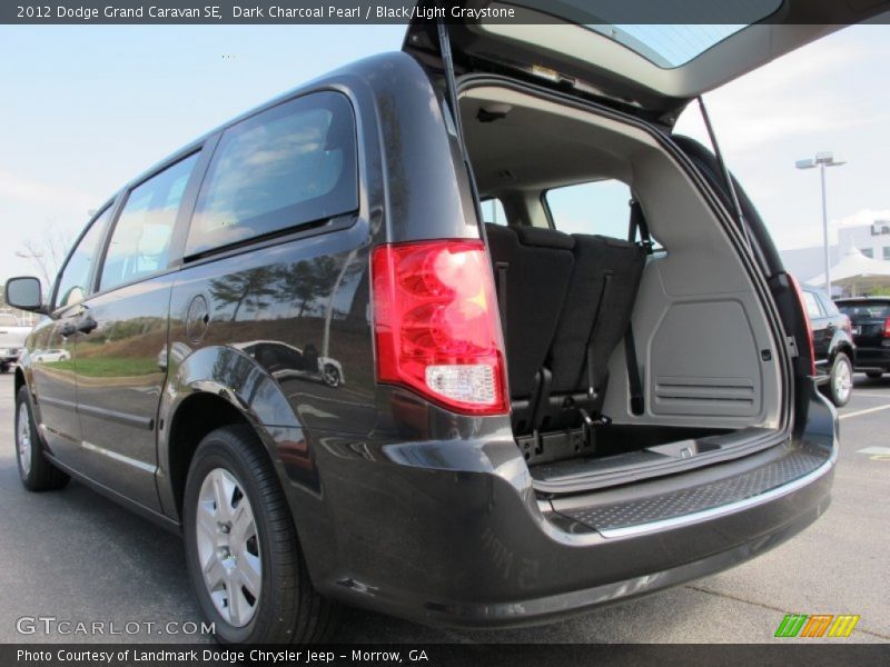 Dark Charcoal Pearl / Black/Light Graystone 2012 Dodge Grand Caravan SE