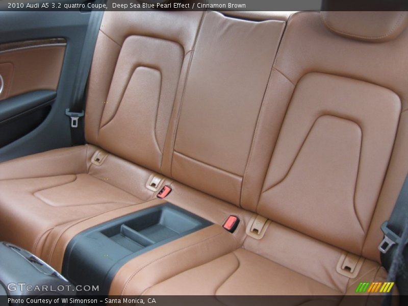 Rear Seat of 2010 A5 3.2 quattro Coupe