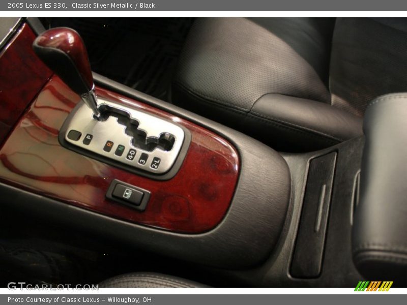 Classic Silver Metallic / Black 2005 Lexus ES 330