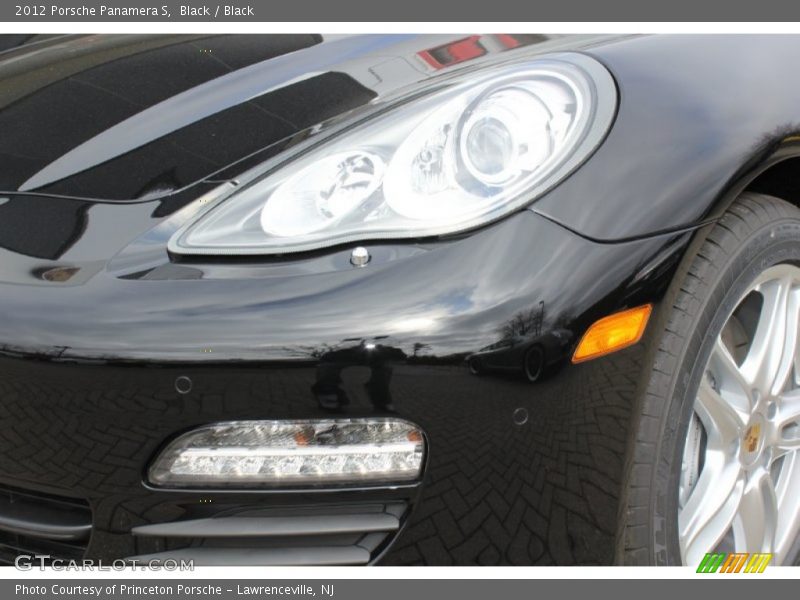 Black / Black 2012 Porsche Panamera S